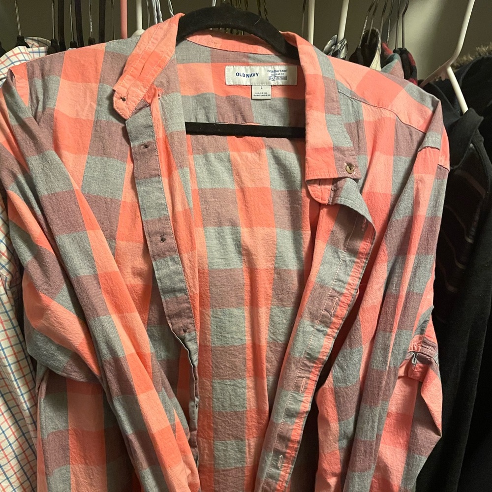Old Navy Kickaround shirt